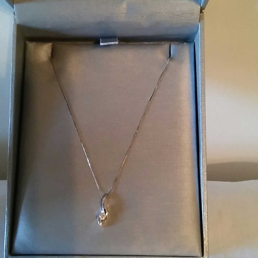 1/8 Carat diamond necklace
